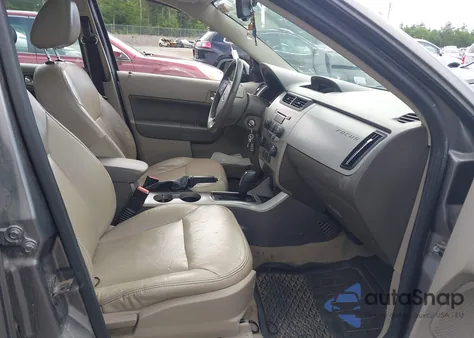 2011 Ford Focus Sel z USA, uszkodzony, nr VIN 1FAHP3HN1BW172303